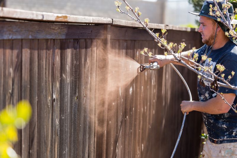 Cedar Fence Sealing in Kansas City, KS
